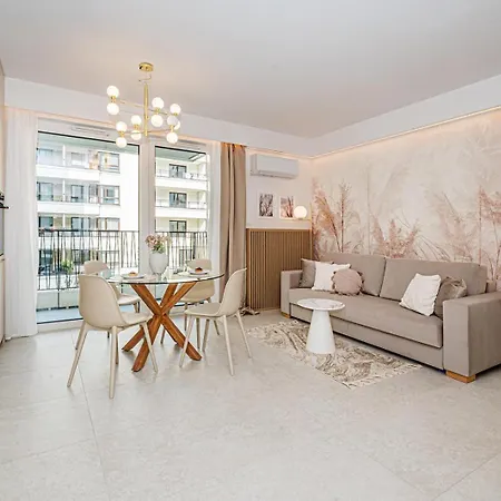 Apartament Old Town Royale